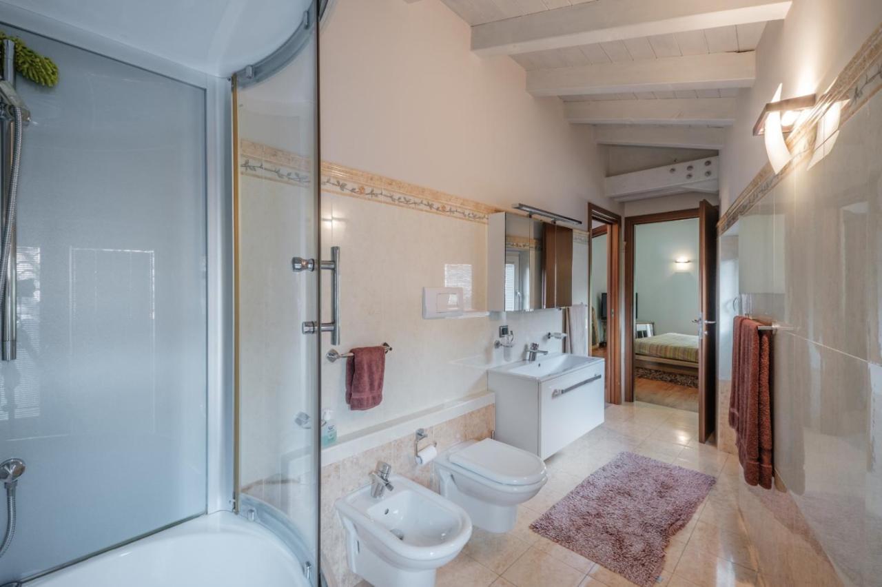 Casa Dana Appartamento Sale Marasino Esterno foto